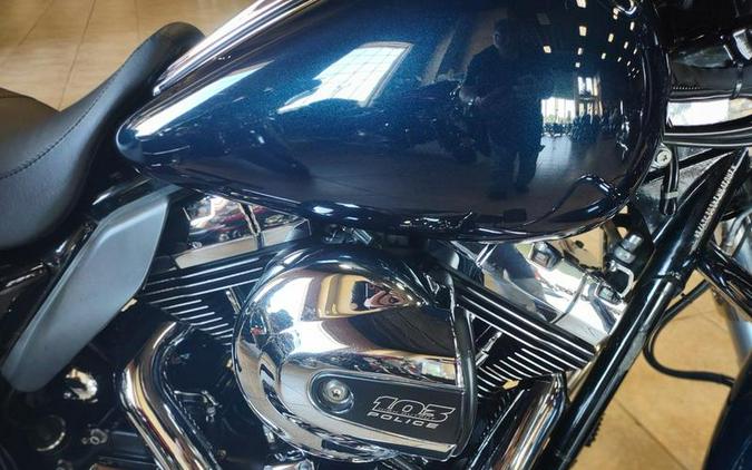 2016 Harley-Davidson® FLHR - Road King®