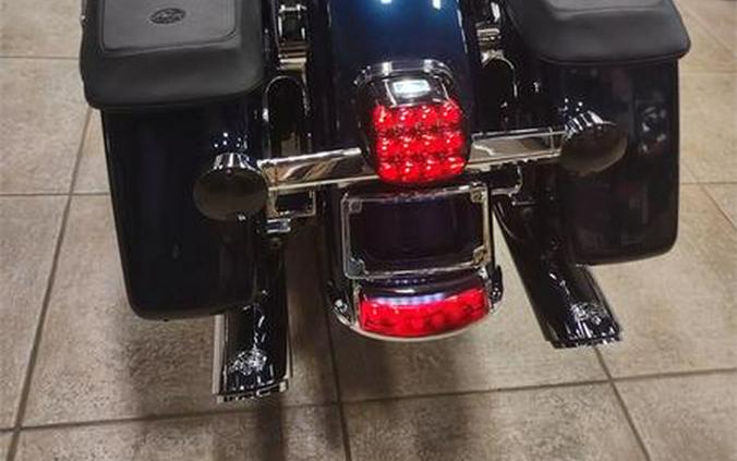 2016 Harley-Davidson® FLHR - Road King®