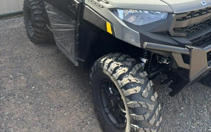 2027 Ranger XP® 1000 Cab - Polaris