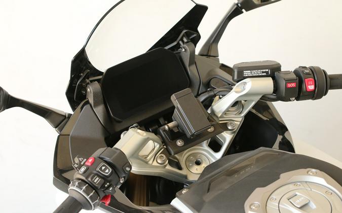2026 BMW R 1300 RS