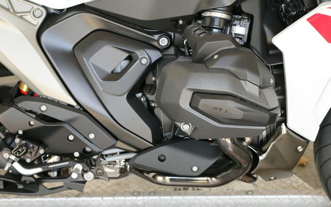 2026 BMW R 1300 RS