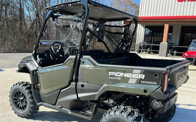 2024 Honda Pioneer 1000 Deluxe