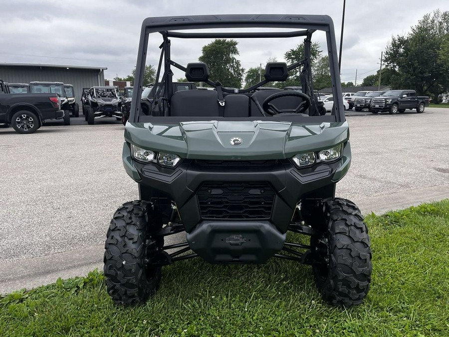 2024 Can-Am® Defender DPS HD7 Tundra Green