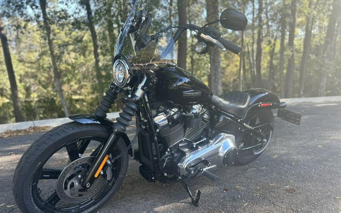 FXBB 2025 Street Bob™