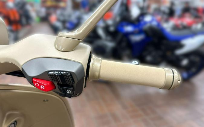 2024 Vespa 946 DRAGON 150