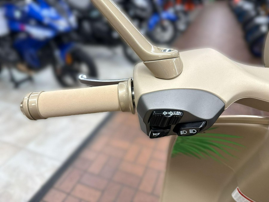 2024 Vespa 946 DRAGON 150