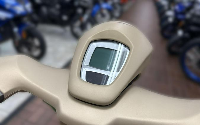 2024 Vespa 946 DRAGON 150