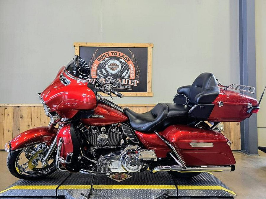 2014 Harley-Davidson® FLHTCU - Electra Glide® Ultra Classic®