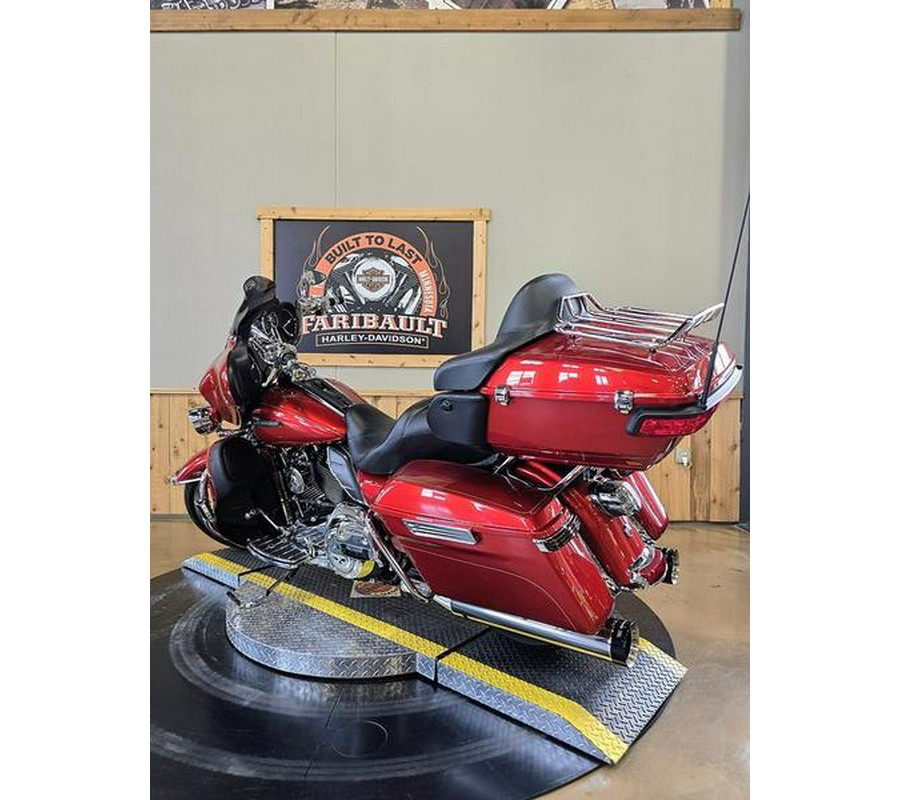 2014 Harley-Davidson® FLHTCU - Electra Glide® Ultra Classic®