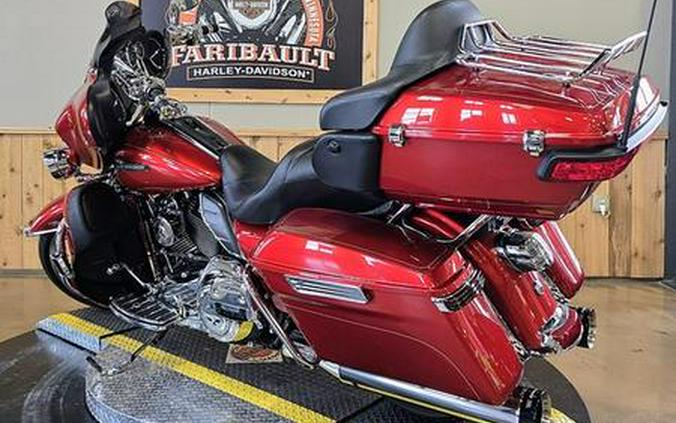 2014 Harley-Davidson® FLHTCU - Electra Glide® Ultra Classic®