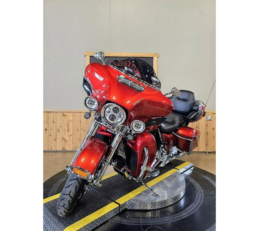 2014 Harley-Davidson® FLHTCU - Electra Glide® Ultra Classic®