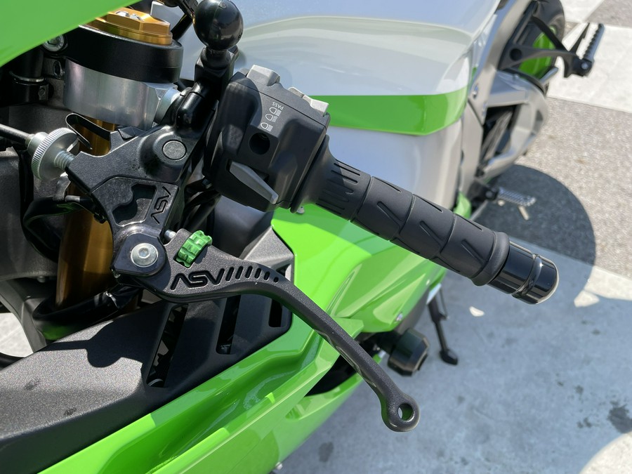 2024 Kawasaki Ninja® ZX™-10R 40th Anniversary Edition ABS