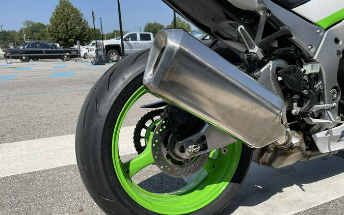 2024 Kawasaki Ninja® ZX™-10R 40th Anniversary Edition ABS