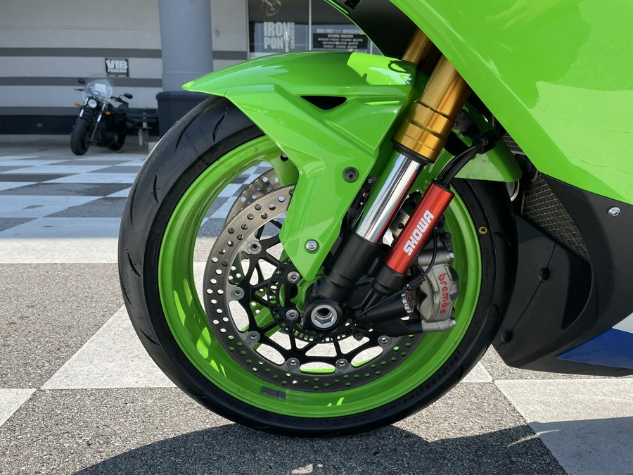 2024 Kawasaki Ninja® ZX™-10R 40th Anniversary Edition ABS