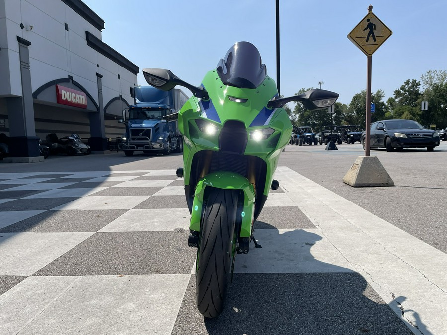 2024 Kawasaki Ninja® ZX™-10R 40th Anniversary Edition ABS