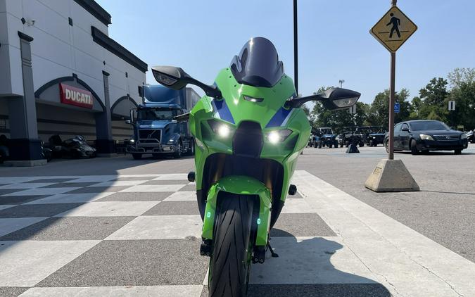 2024 Kawasaki Ninja® ZX™-10R 40th Anniversary Edition ABS