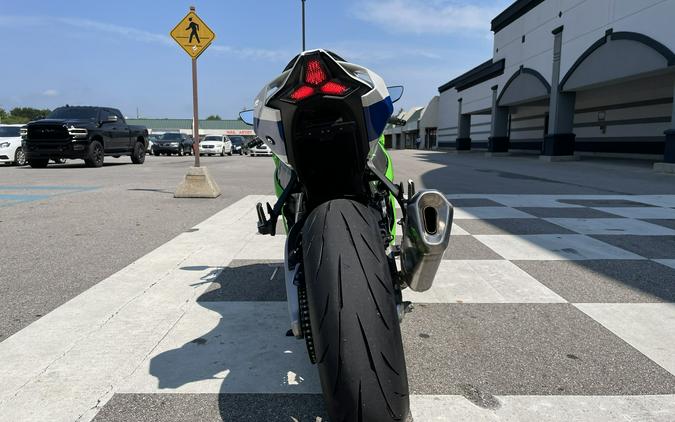 2024 Kawasaki Ninja® ZX™-10R 40th Anniversary Edition ABS