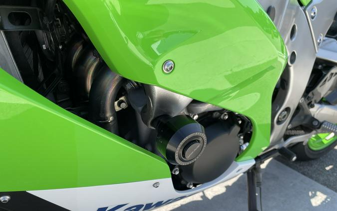 2024 Kawasaki Ninja® ZX™-10R 40th Anniversary Edition ABS
