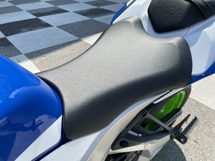 2024 Kawasaki Ninja® ZX™-10R 40th Anniversary Edition ABS
