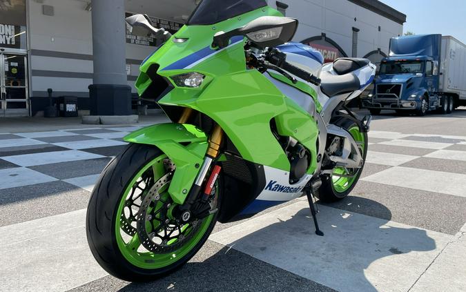 2024 Kawasaki Ninja® ZX™-10R 40th Anniversary Edition ABS