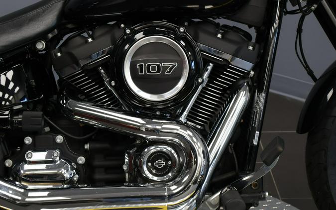 2019 Harley-Davidson® Sport Glide™ Midnight Blue