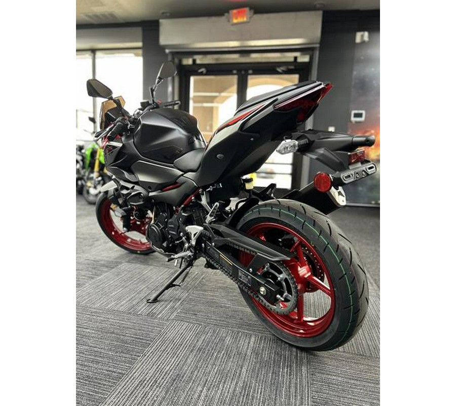 2025 Kawasaki Z500 SE ABS