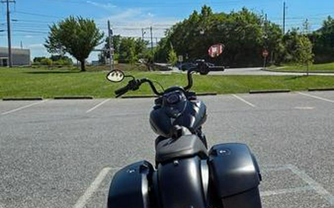 2026 Indian Motorcycle® Springfield ® Dark Horse® Black Smoke