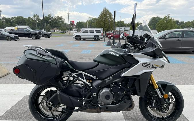 2024 Suzuki GSX-S1000GX+