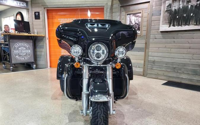 2024 Harley-Davidson® FLHTCUTG - Tri Glide® Ultra