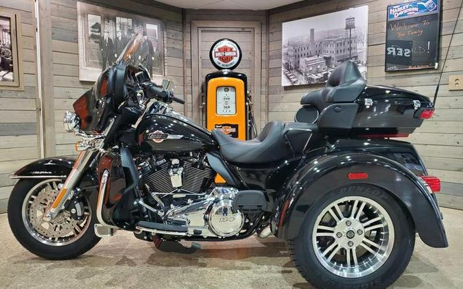 2024 Harley-Davidson® FLHTCUTG - Tri Glide® Ultra