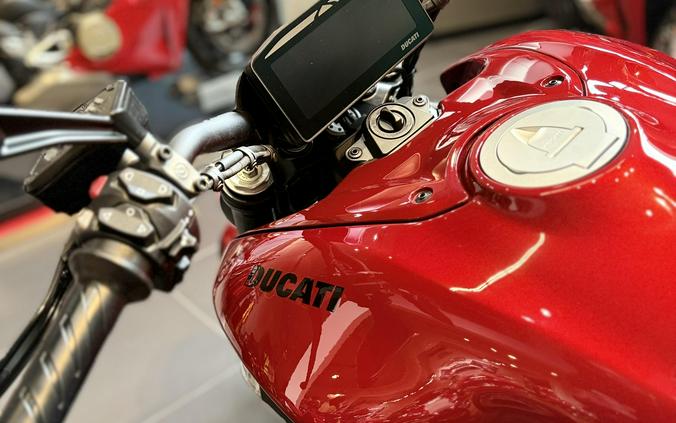 2026 Ducati XDIAVEL V4