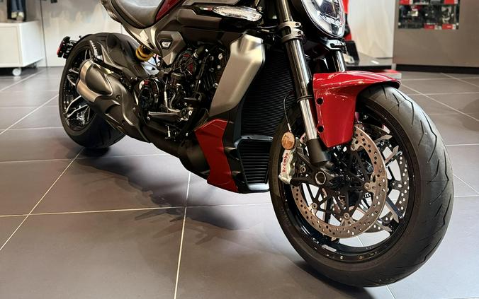 2026 Ducati XDIAVEL V4