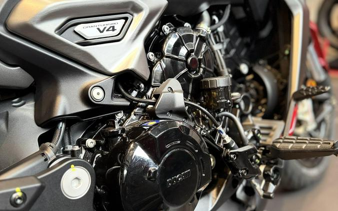 2026 Ducati XDIAVEL V4