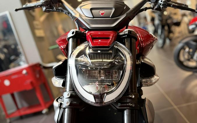 2026 Ducati XDIAVEL V4