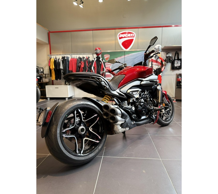 2026 Ducati XDIAVEL V4