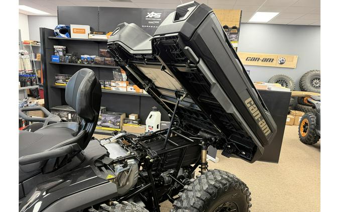 2026 Can-Am Outlander™ MAX 6x6 Backcountry 1000R
