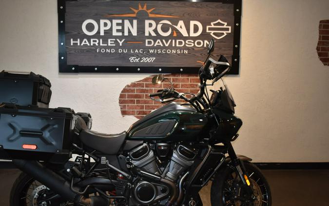 2024 Harley-Davidson® Pan America® 1250 Special Alpine Green