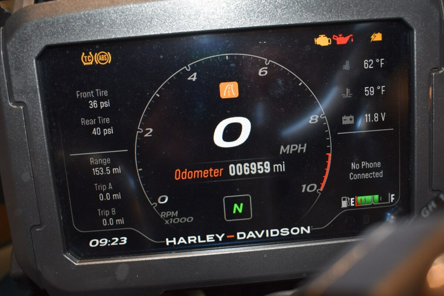 2024 Harley-Davidson® Pan America® 1250 Special Alpine Green