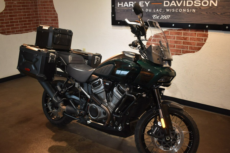 2024 Harley-Davidson® Pan America® 1250 Special Alpine Green