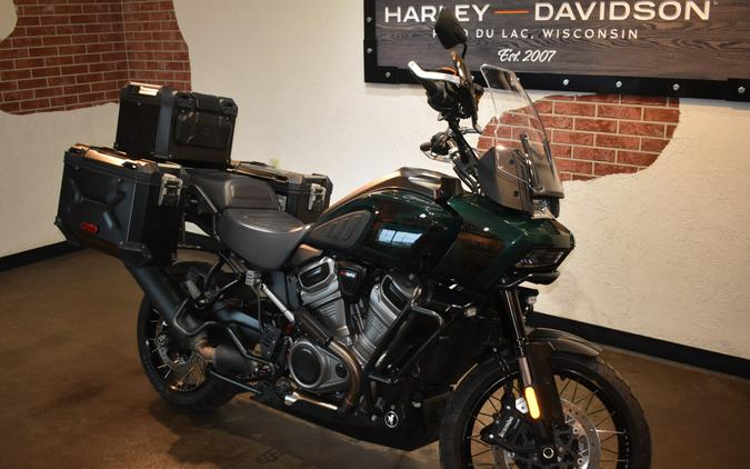 2024 Harley-Davidson® Pan America® 1250 Special Alpine Green