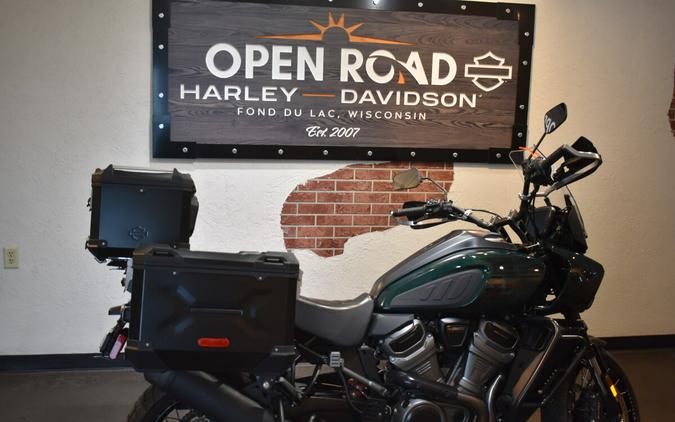 2024 Harley-Davidson® Pan America® 1250 Special Alpine Green