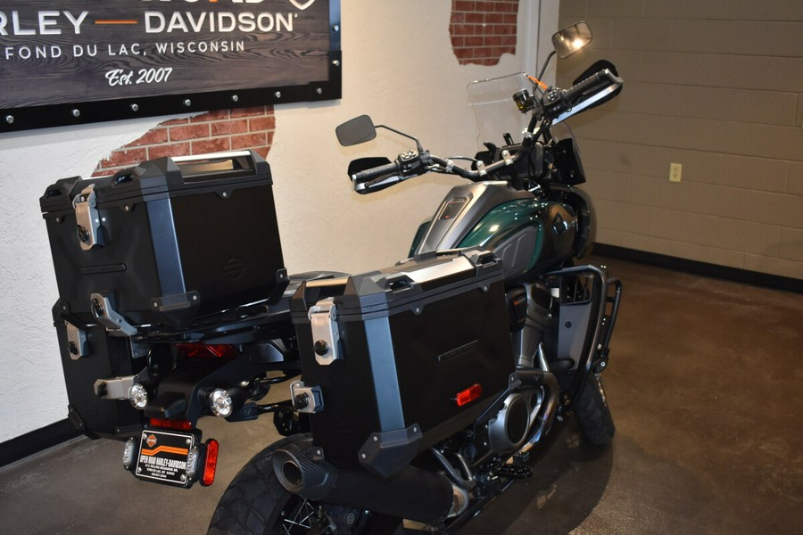 2024 Harley-Davidson® Pan America® 1250 Special Alpine Green