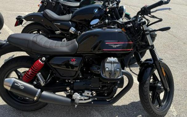 2023 Moto Guzzi V7 Special Edition