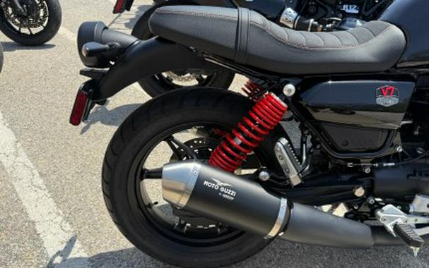 2023 Moto Guzzi V7 Special Edition