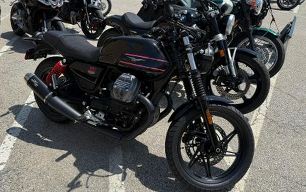 2023 Moto Guzzi V7 Special Edition