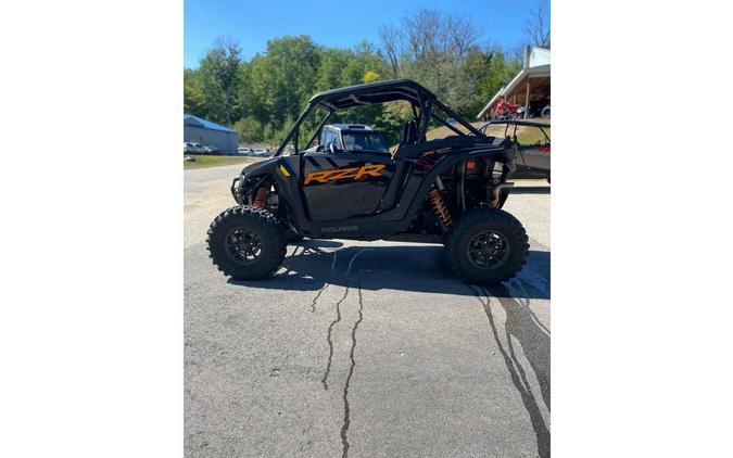 2024 Polaris Industries RZR XP 1000 PREMIUM - M TITANIUM, O BLACK