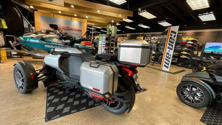 2025 Can-Am® Canyon XT