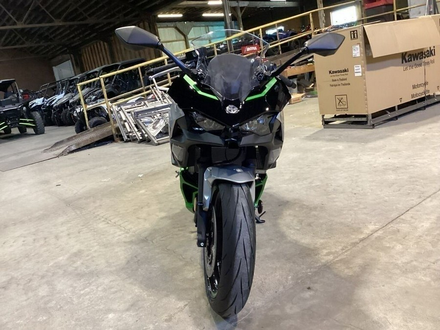 2024 Kawasaki Ninja® 7 Hybrid ABS