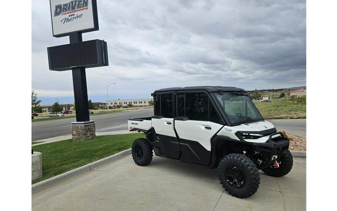 2026 Can-Am Defender MAX Limited HD11