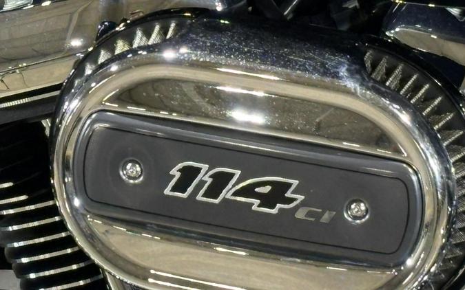 2021 Harley-Davidson Street Glide Special Vivid Black